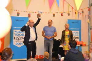 Wethouder Jan Jaap Kolkman trapt de recordpoging in Deventer officieel af